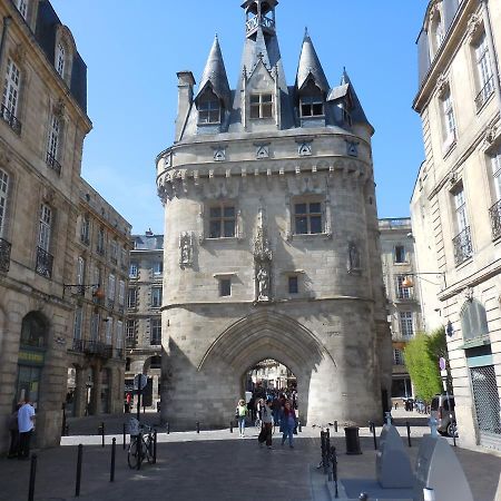 Beautiful Old Property In Bordeaux Center Exterior foto